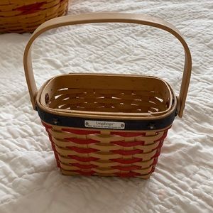 Small Longaberger Basket Single Handle With Stars